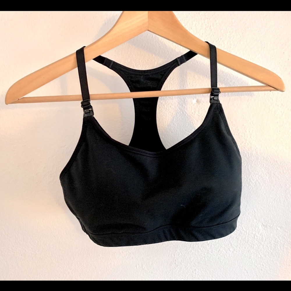 Gap nursing sports bra